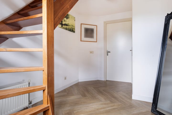 Foto 24 van Strick van Linschotenstraat 92