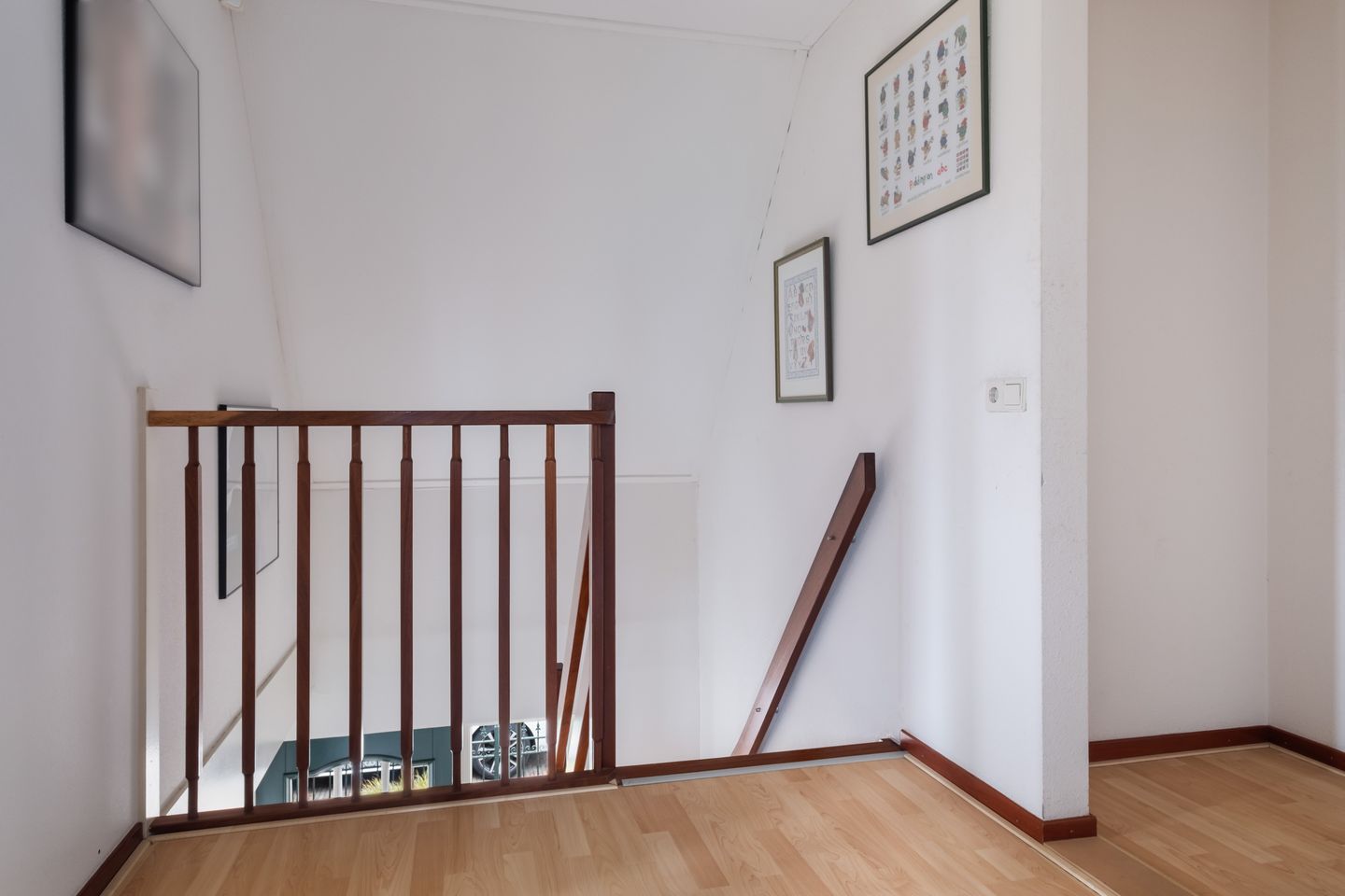 Foto 25 van Strick van Linschotenstraat 92