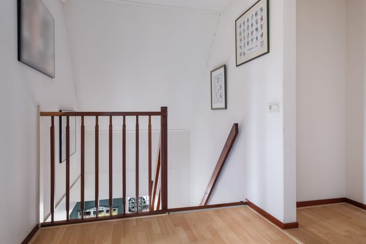 Foto 25 van Strick van Linschotenstraat 92