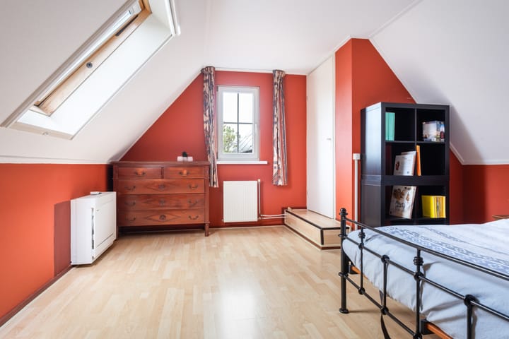 Foto 34 van Strick van Linschotenstraat 92