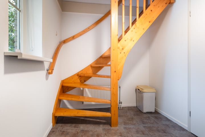 Foto 33 van Strick van Linschotenstraat 92