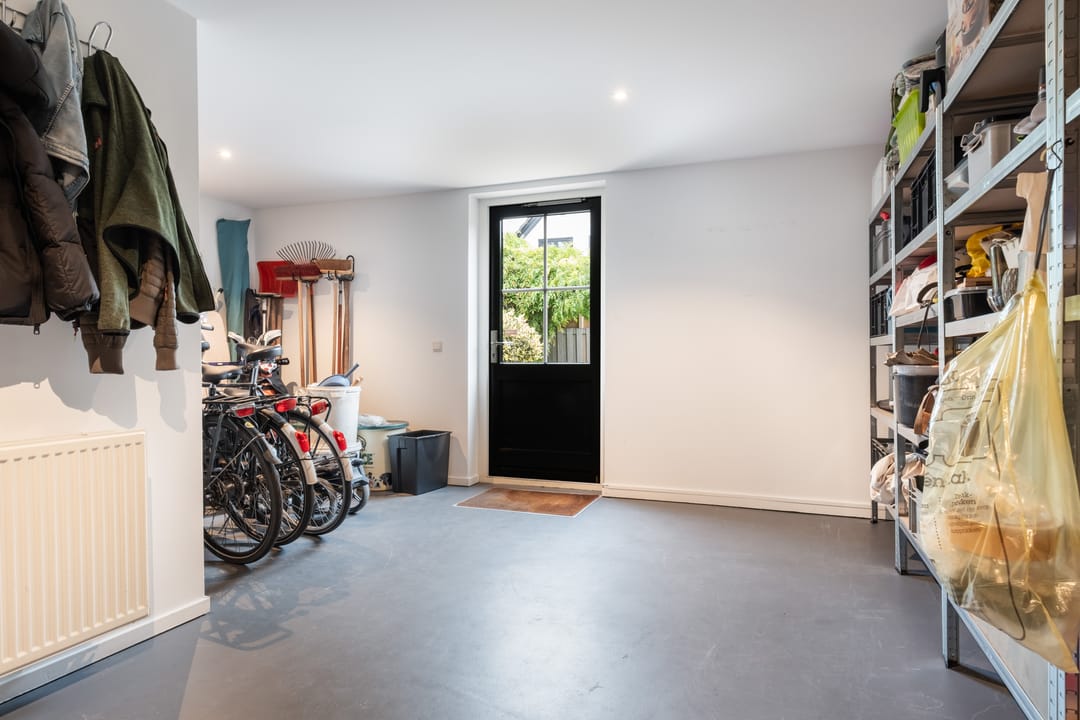 Foto 43 van Strick van Linschotenstraat 92