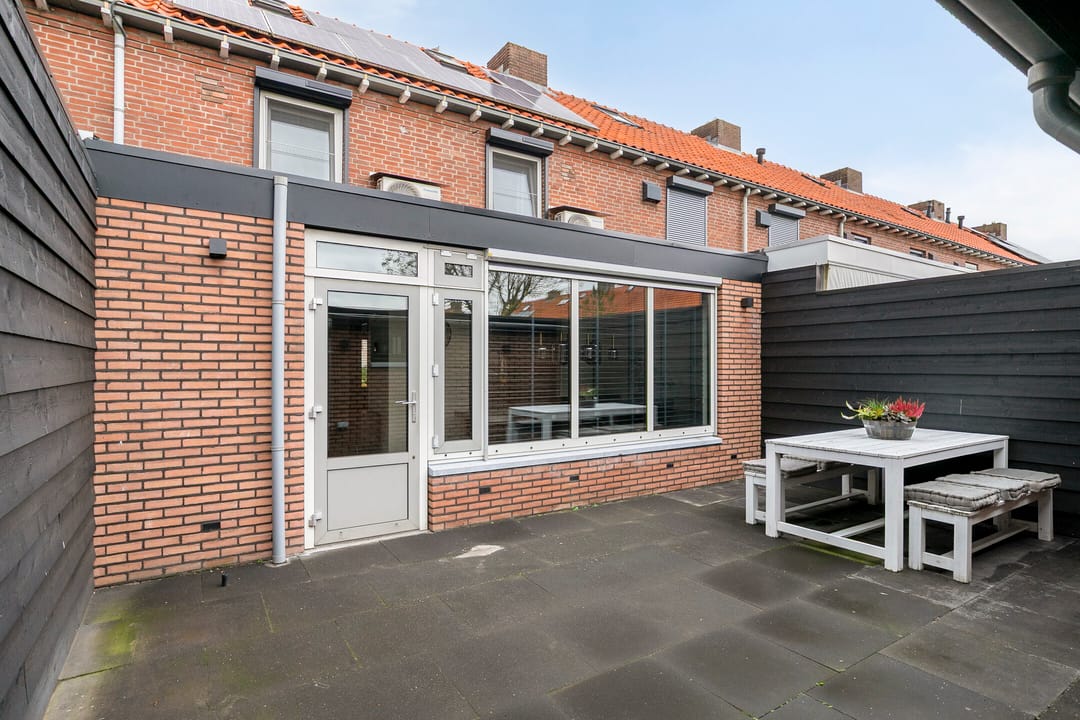 Photo 32 of Reestraat 19