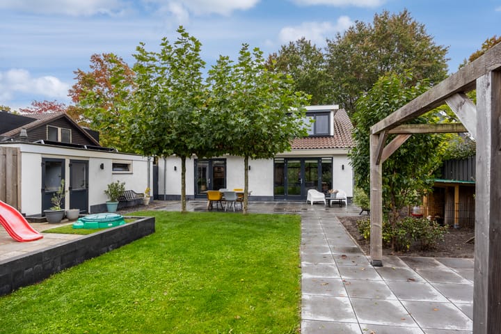 Foto 41 van Gijsbrecht van Nijenrodestraat 18