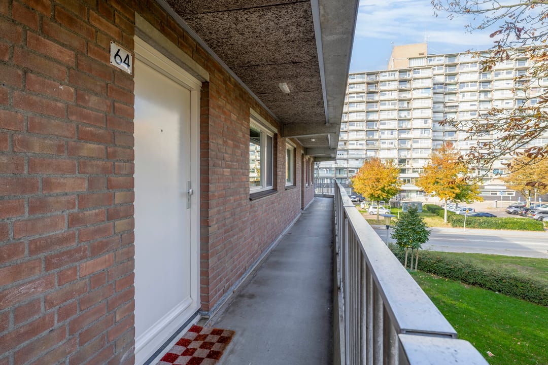 Photo 11 of Zuidende 64