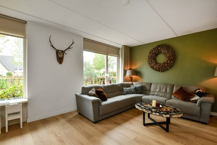 Photo 4 of Willem Alexanderstraat 21