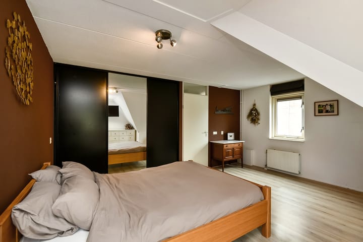 Photo 18 of Willem Alexanderstraat 21