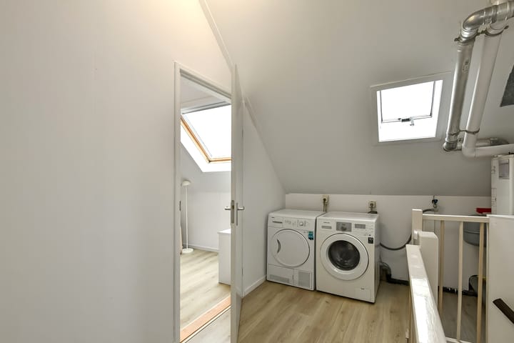 Photo 29 of Willem Alexanderstraat 21