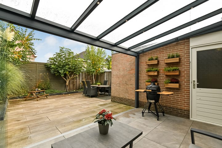 Photo 33 of Willem Alexanderstraat 21