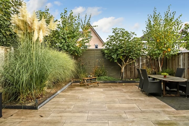 Photo 35 of Willem Alexanderstraat 21