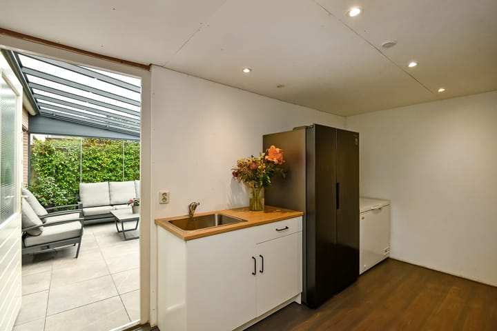 Photo 42 of Willem Alexanderstraat 21