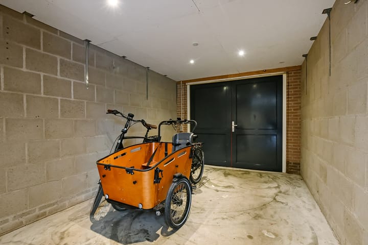 Photo 44 of Willem Alexanderstraat 21