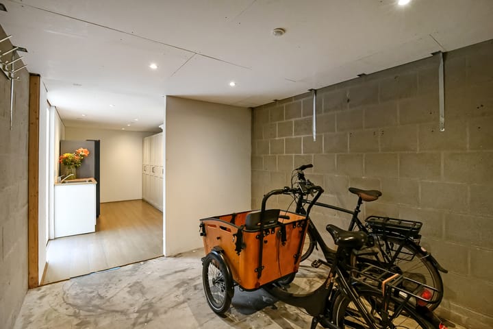 Photo 45 of Willem Alexanderstraat 21