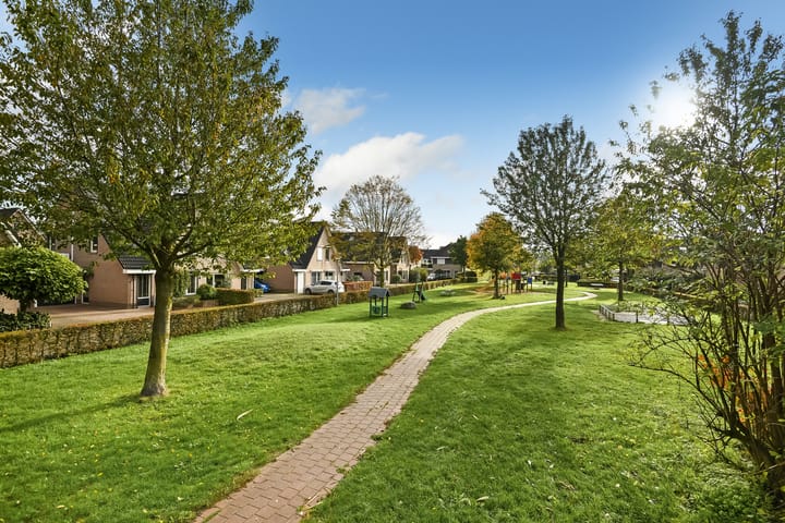 Photo 49 of Willem Alexanderstraat 21