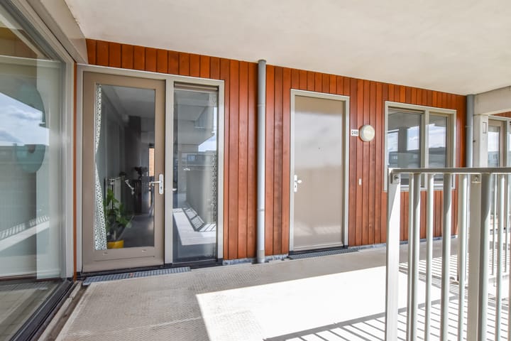 Foto 24 van Julius Pergerstraat 248