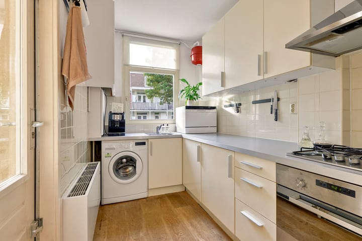 Foto 8 van Joan Melchior Kemperstraat 111-2