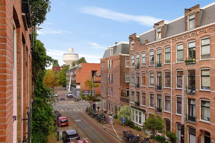 Foto 23 van Joan Melchior Kemperstraat 111-2