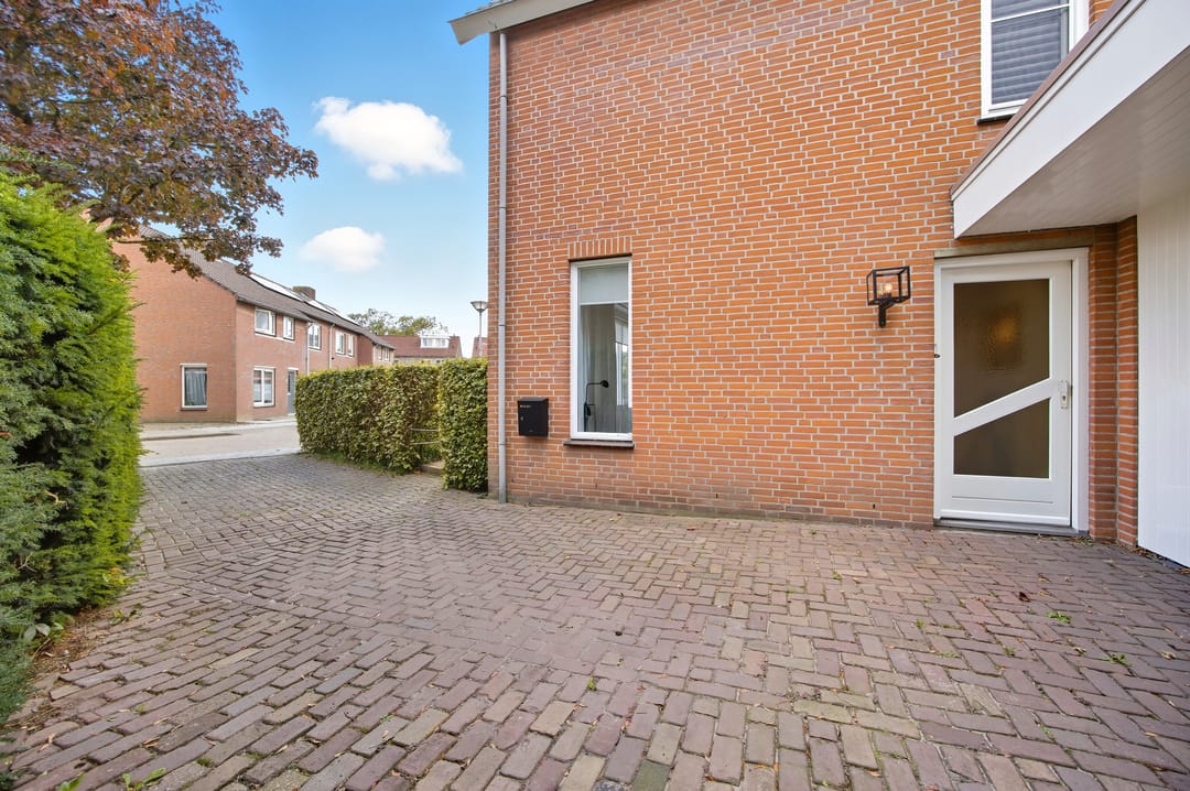 Photo 7 of Lindenplantsoen 46