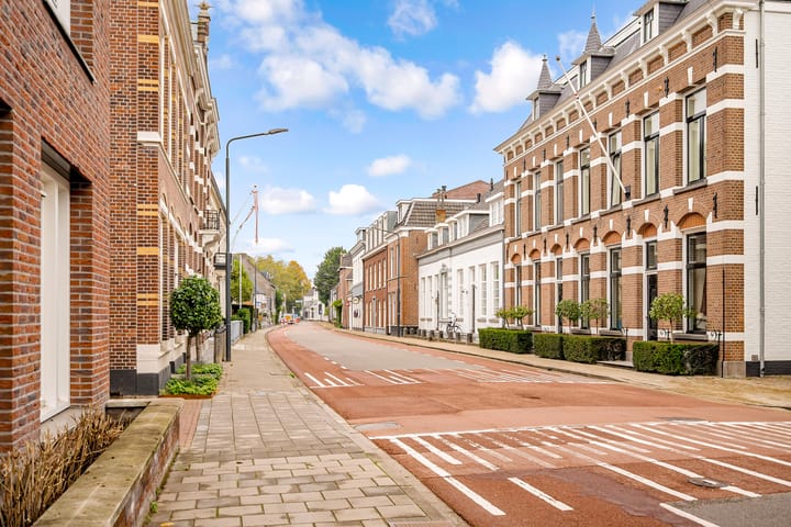 Photo 36 of Taalstraat 156