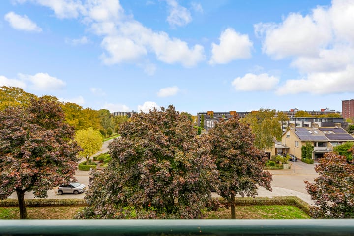 Photo 4 of Lagemorgenlaan 122