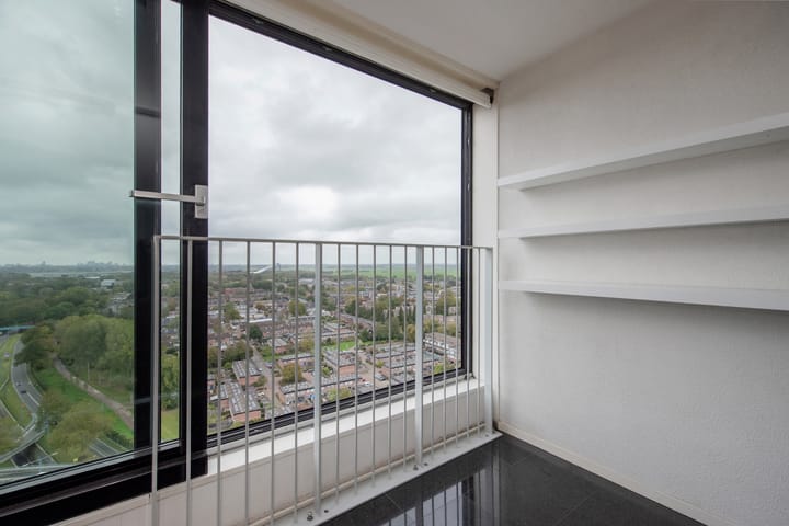 Photo 11 of Buitenom 173