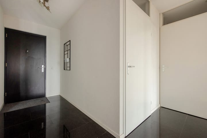 Photo 21 of Buitenom 173