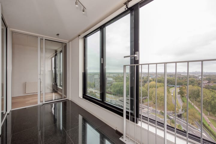 Photo 28 of Buitenom 173