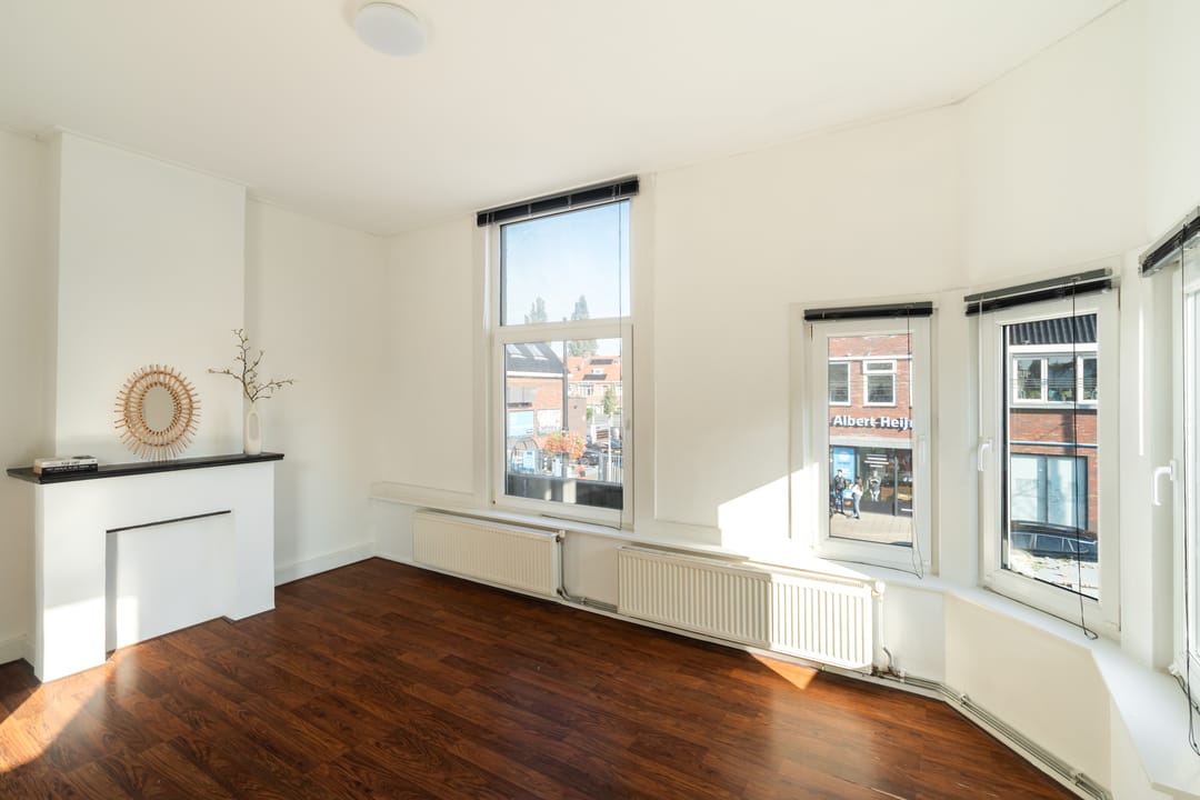 Photo 2 of Graaf Jan van Nassaustraat 15-B