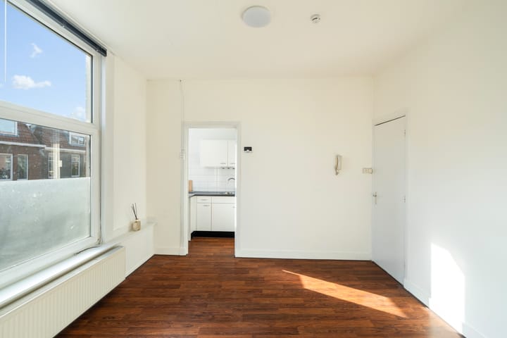 Photo 6 of Graaf Jan van Nassaustraat 15-B