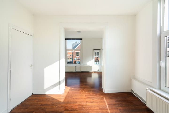 Photo 13 of Graaf Jan van Nassaustraat 15-B