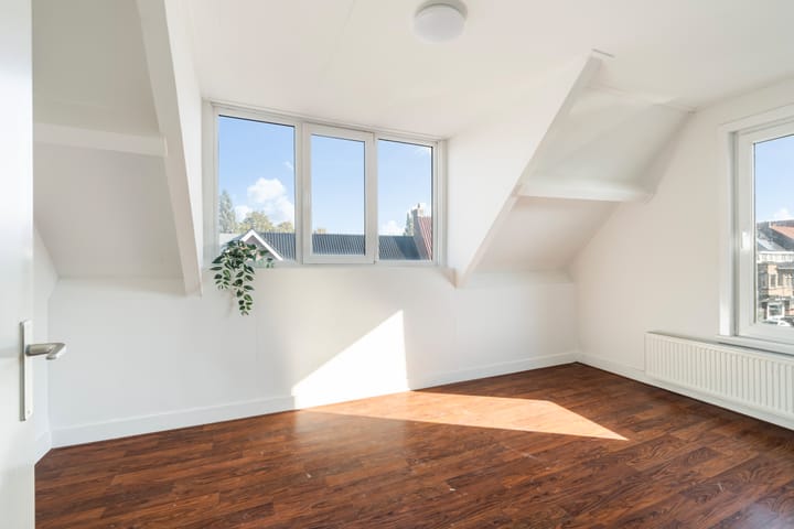 Photo 20 of Graaf Jan van Nassaustraat 15-B