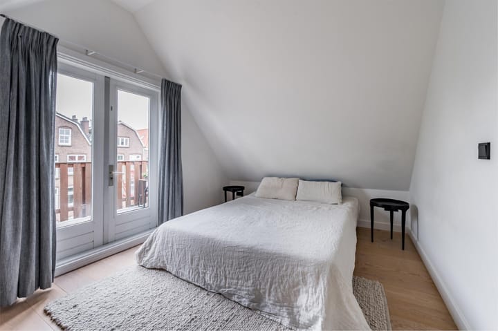 Photo 28 of Van Weelstraat 36-A