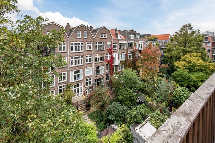 Photo 33 of Van Weelstraat 36-A