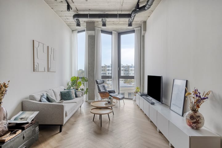 Photo 2 of Surinamepad 176