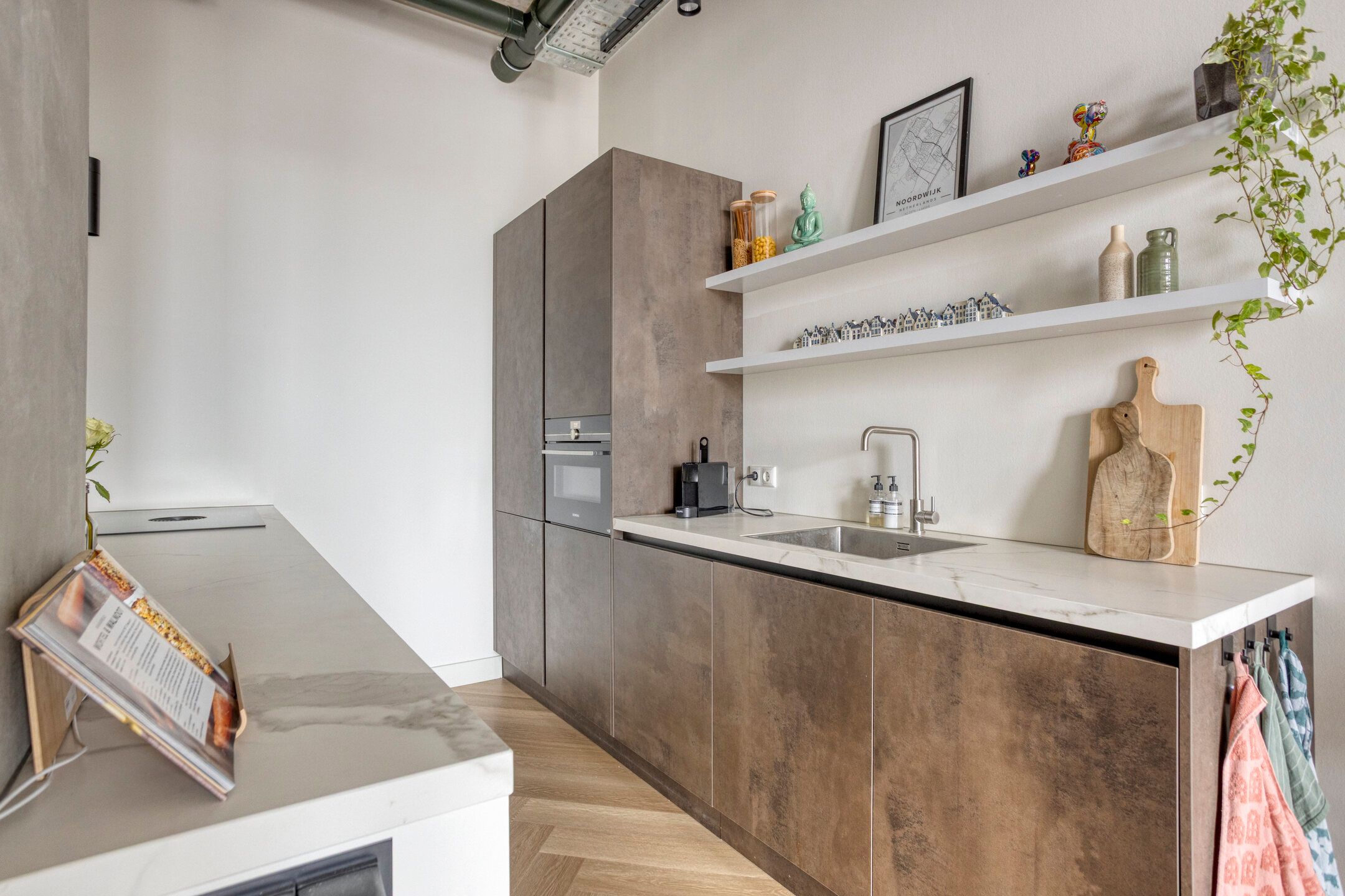 Photo 12 of Surinamepad 176