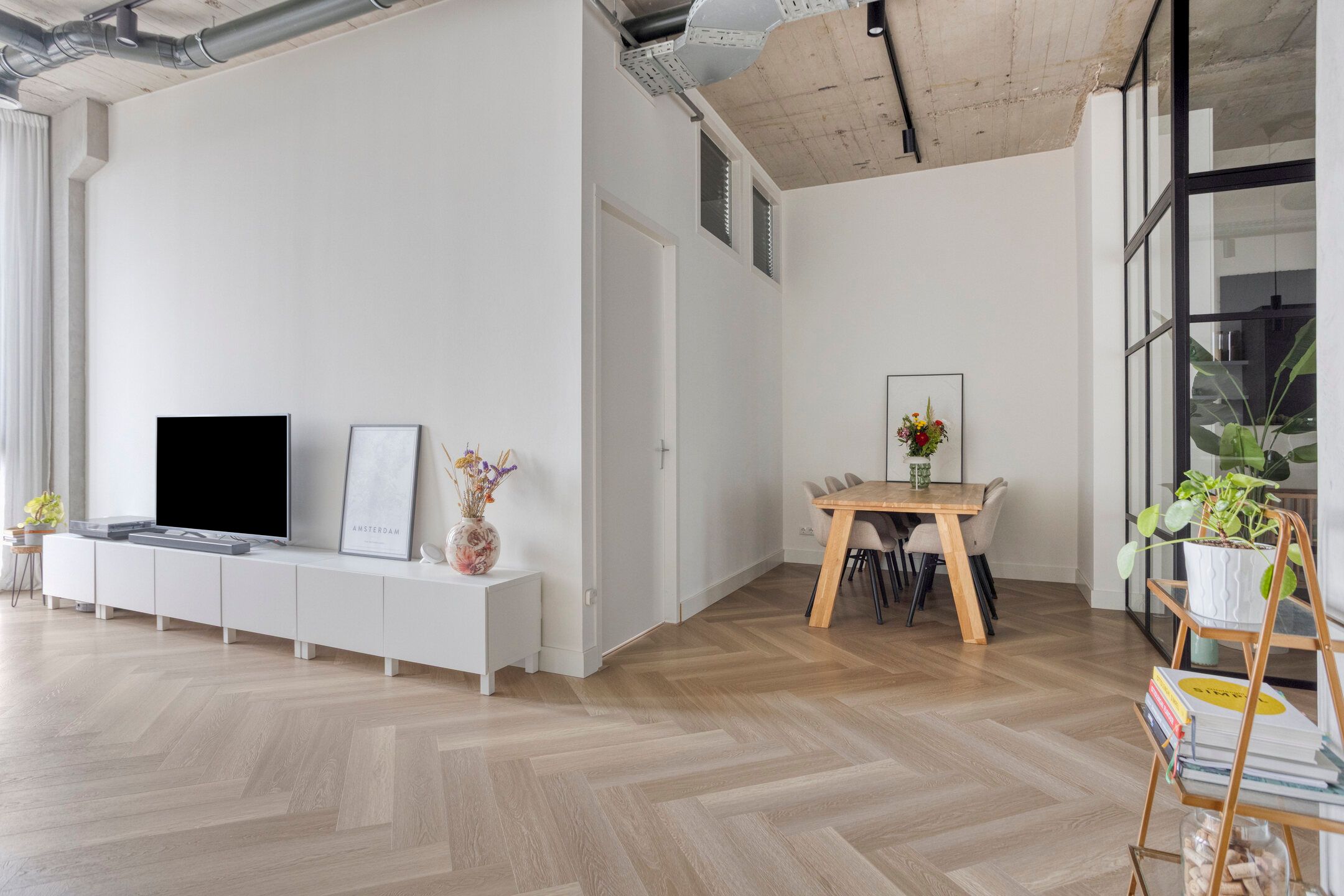 Photo 21 of Surinamepad 176