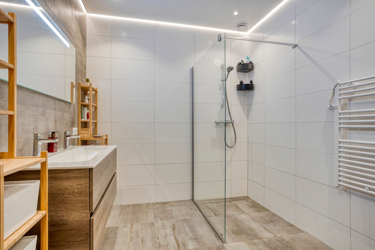 Photo 25 of Surinamepad 176