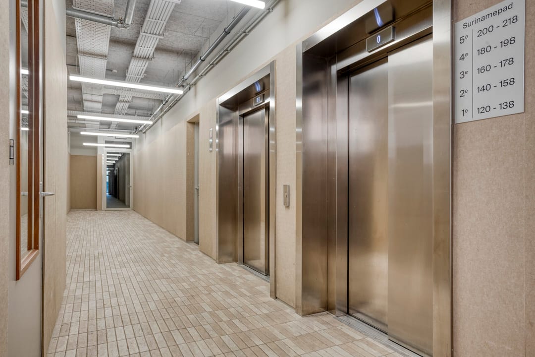 Photo 31 of Surinamepad 176