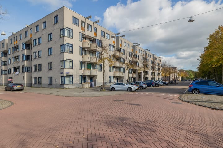 Foto 20 van Berthold Brechtstraat 707