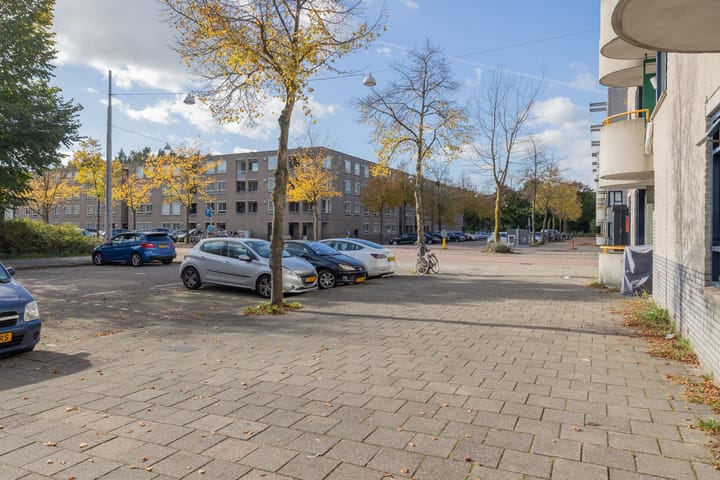 Foto 21 van Berthold Brechtstraat 707