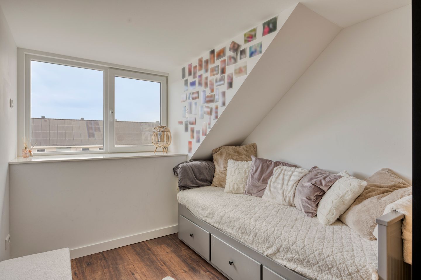 Foto 25 van Weegbree 57