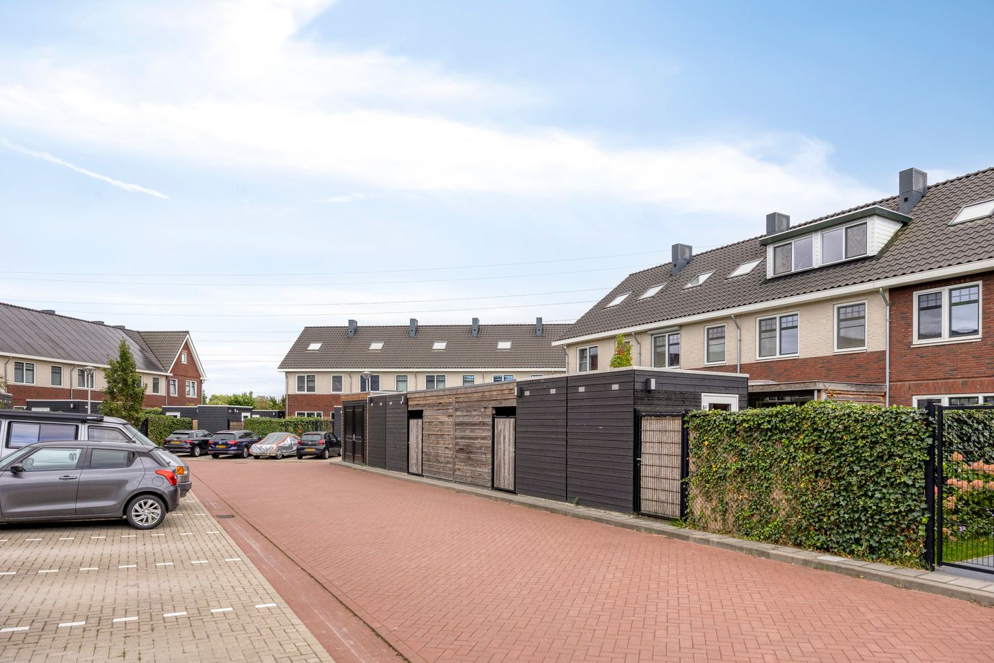 Foto 35 van Weegbree 57