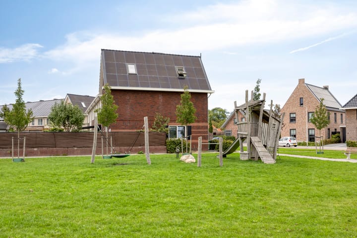 Foto 36 van Weegbree 57