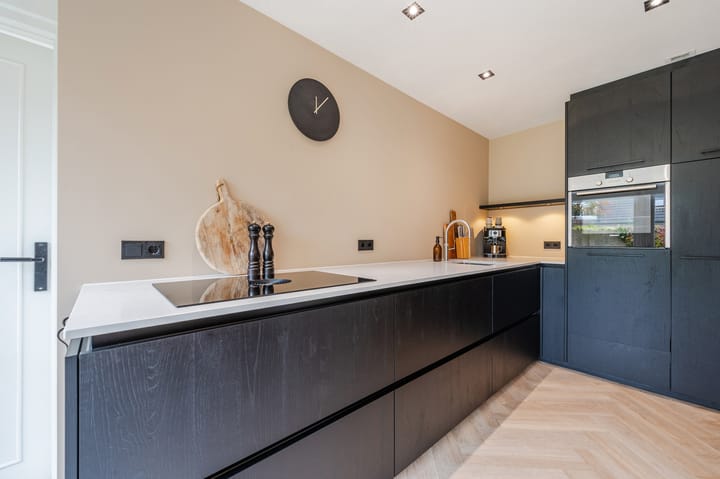 Foto 14 van Zuster Stellalaan 11