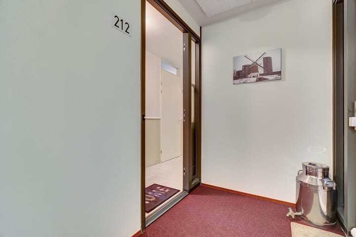 Foto 7 van Uiverplein 212