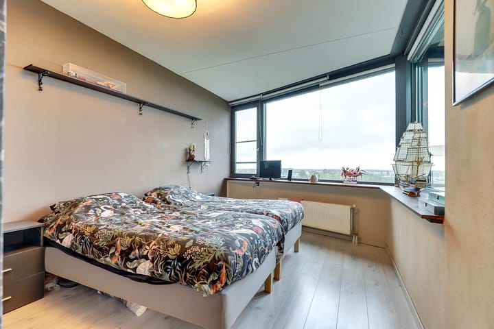 Foto 18 van Uiverplein 212