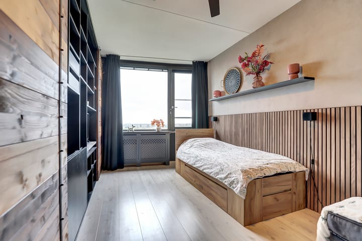 Foto 20 van Uiverplein 212