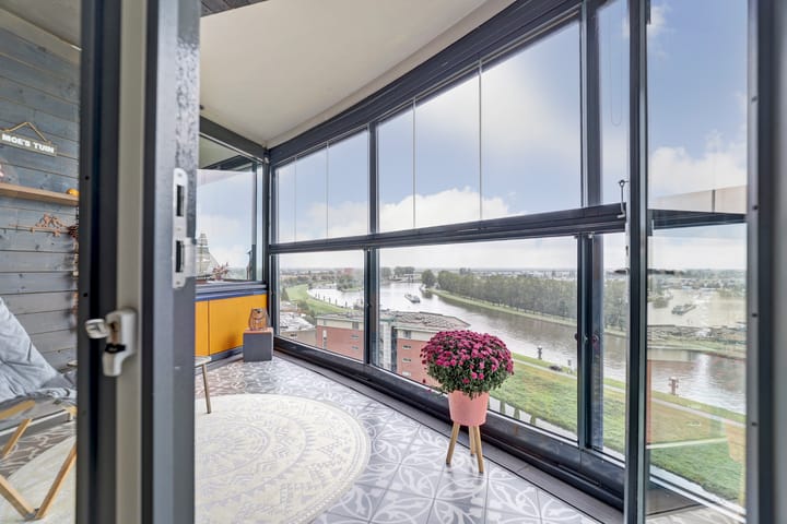 Foto 29 van Uiverplein 212