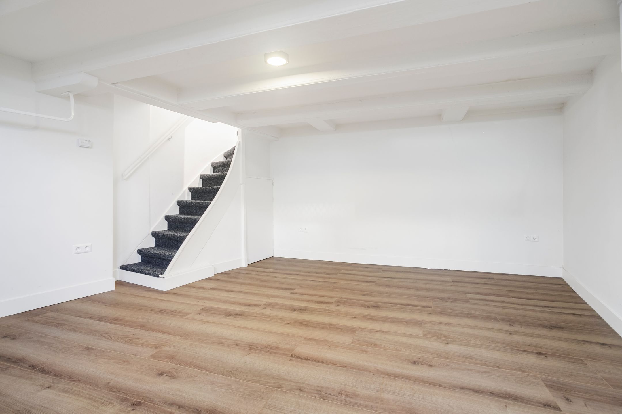 Photo 9 of Korte Keizersstraat 13-A