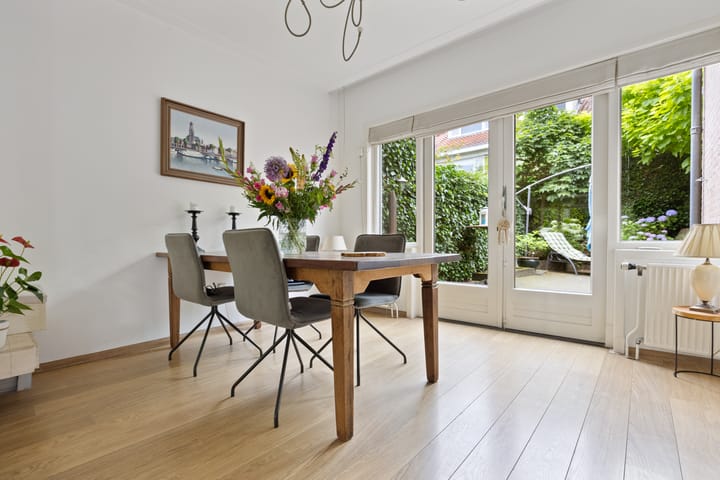 Foto 12 van Vondellaan 7